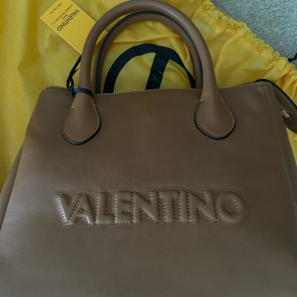 Authentic Valentino Ally Bag - Picture 3 of 14
